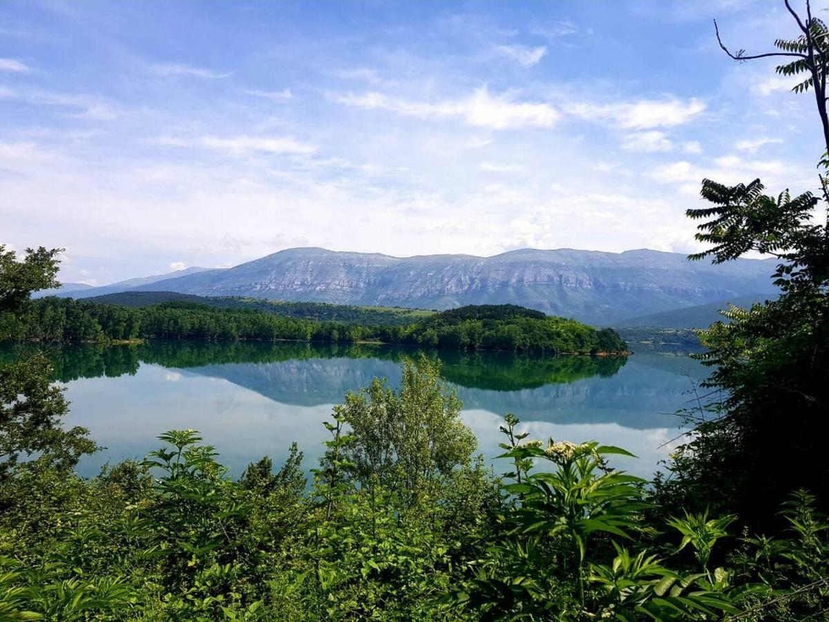 Holiday Home Marija Vrlika Luaran gambar