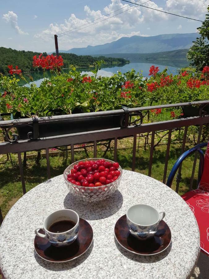 Holiday Home Marija Vrlika Luaran gambar